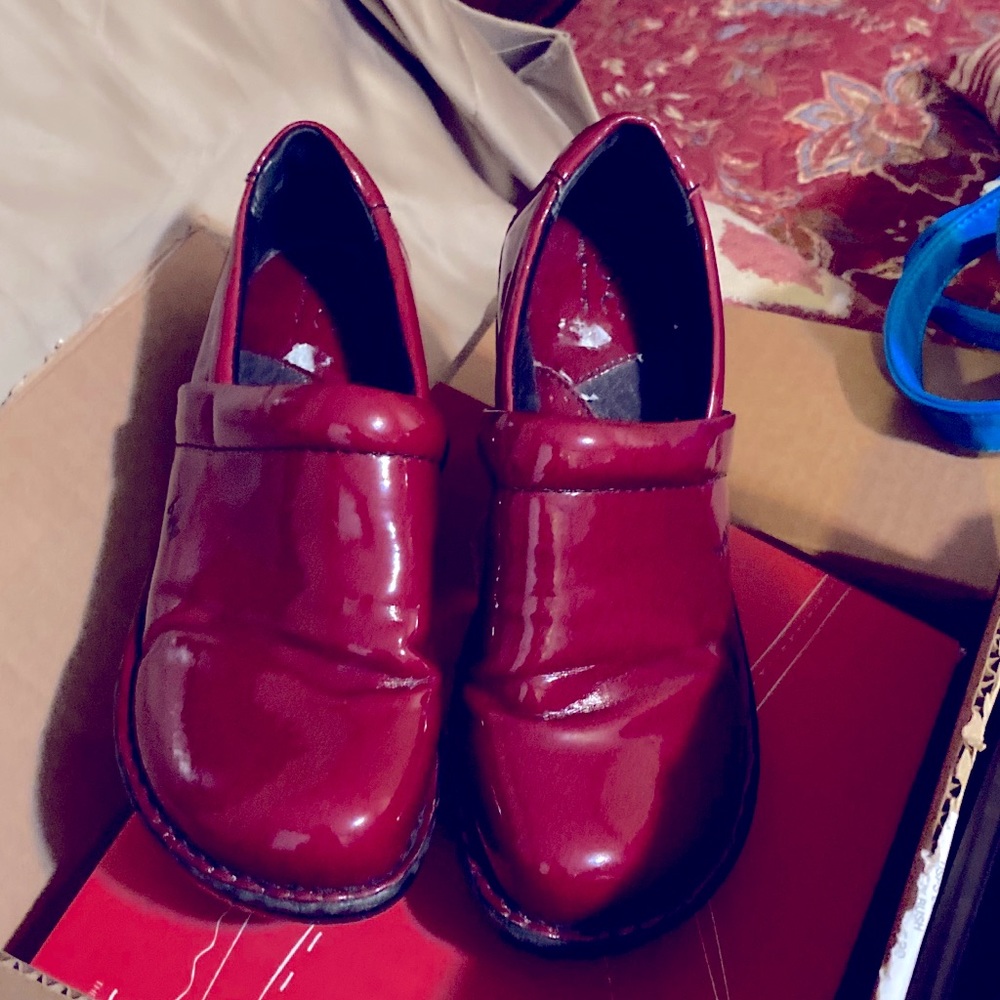 A pair of the b.o.c. Shoes.